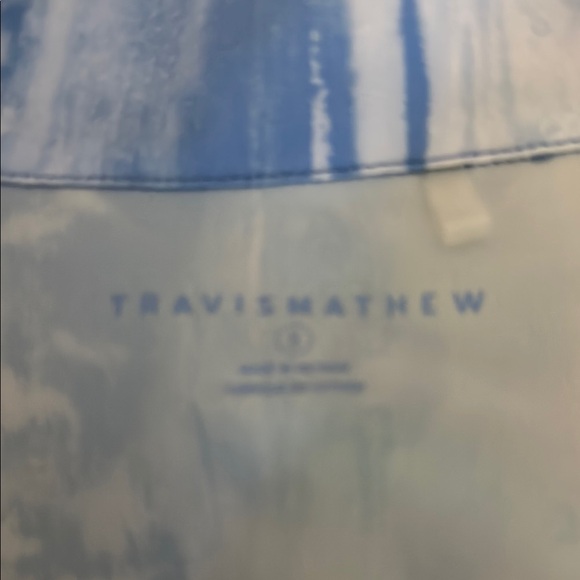 Travis Mathew Blue Bomber Jacket with Modern Design - Picture 3 of 5